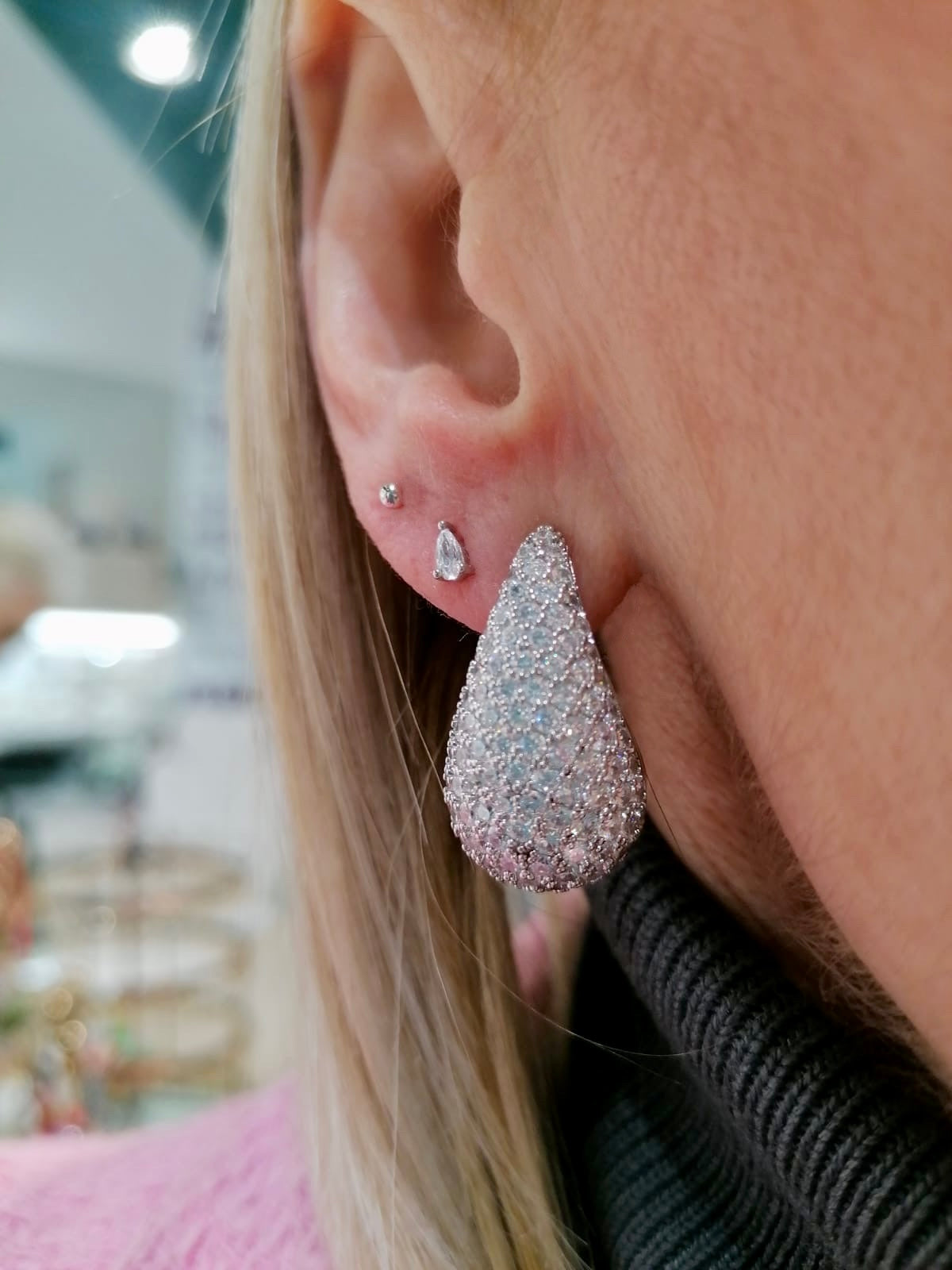 Orecchini goccia con zirconi big