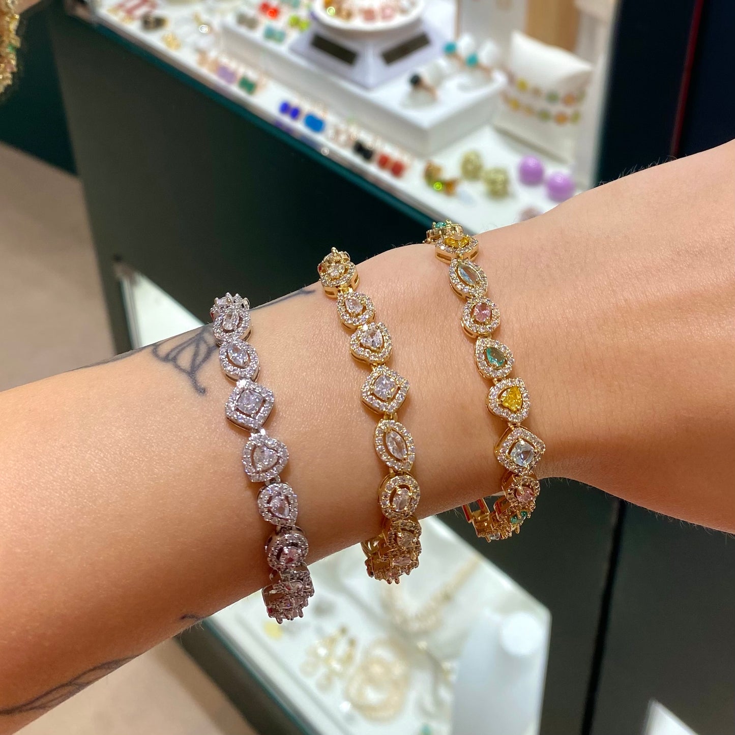 Bracciale multiforme con zirconi