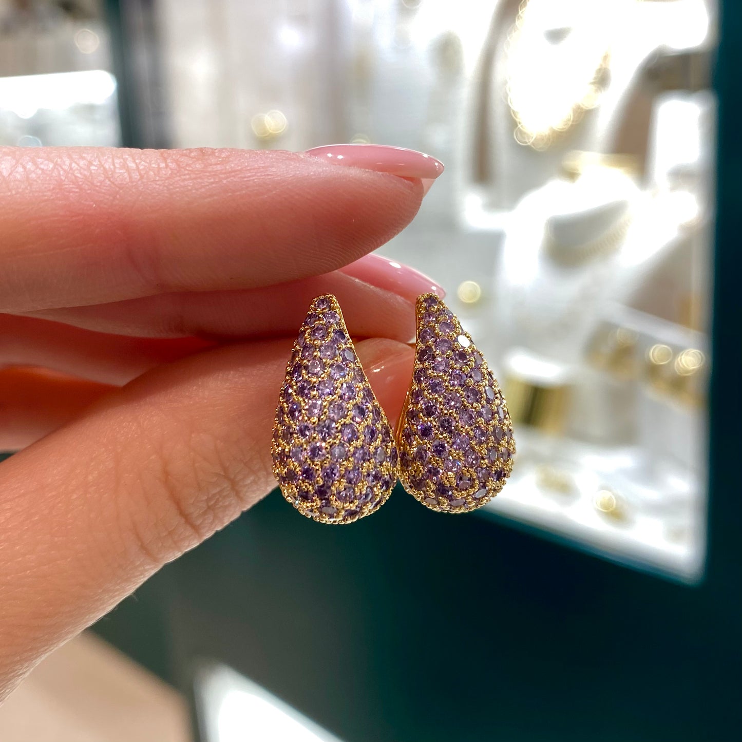 Orecchini goccia con zirconi