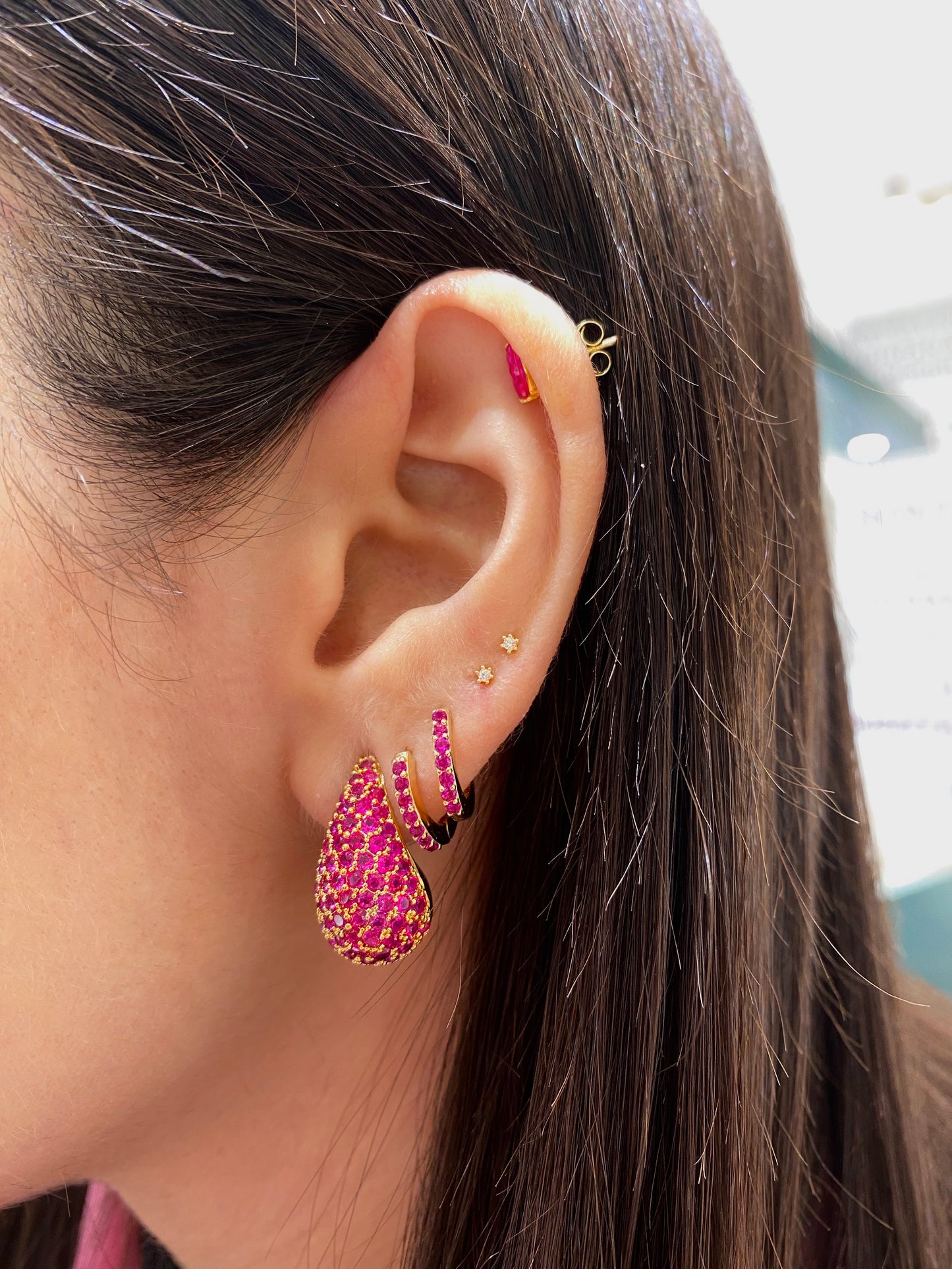 Orecchini goccia con zirconi